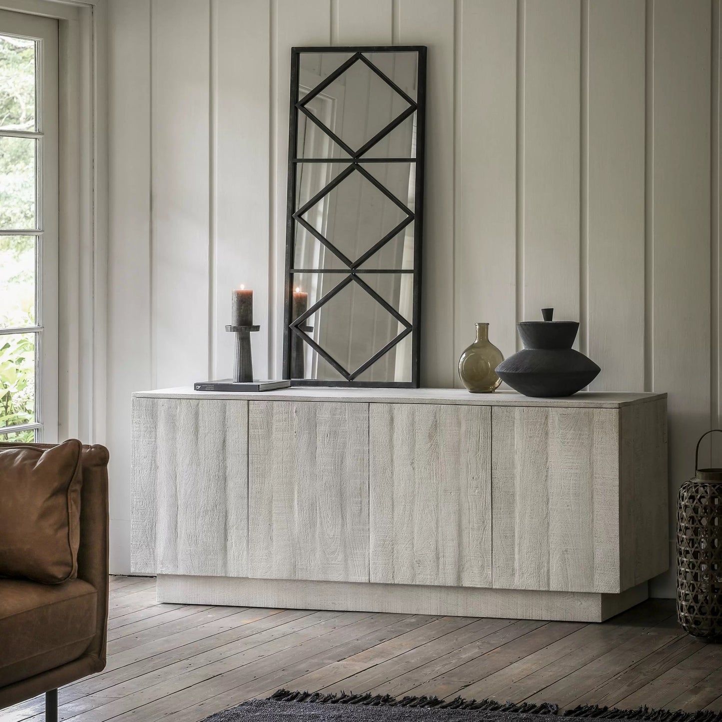 Delta 4 Door Sideboard - Whitewash