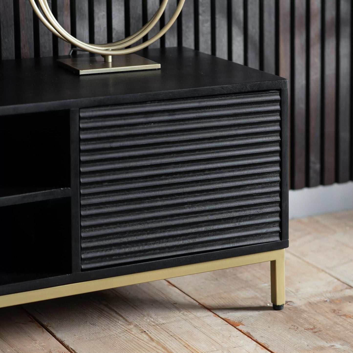 Nero Media unit - 1400x400x400mm