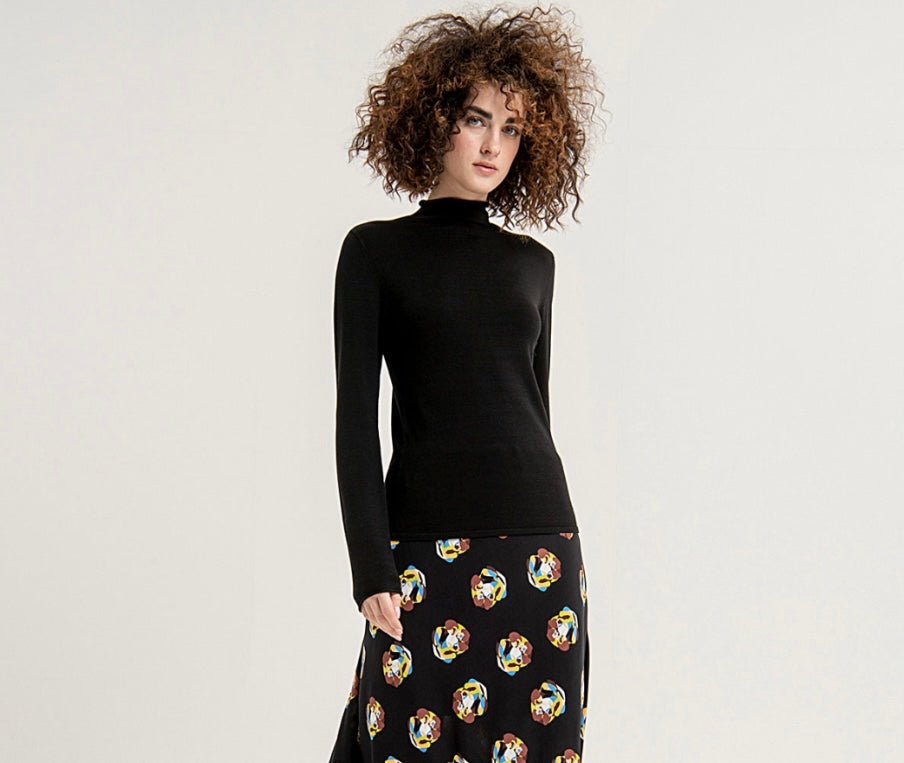 Long sleeve Fitted Soft Stretch Jumper