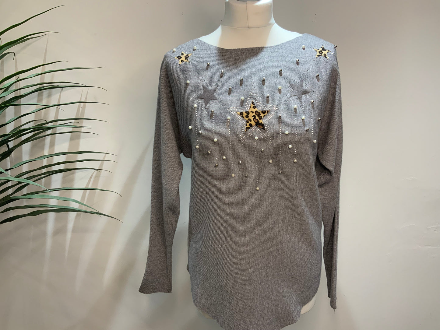 Free size star jumper with Diamante & Pearl trim - 2 Colours