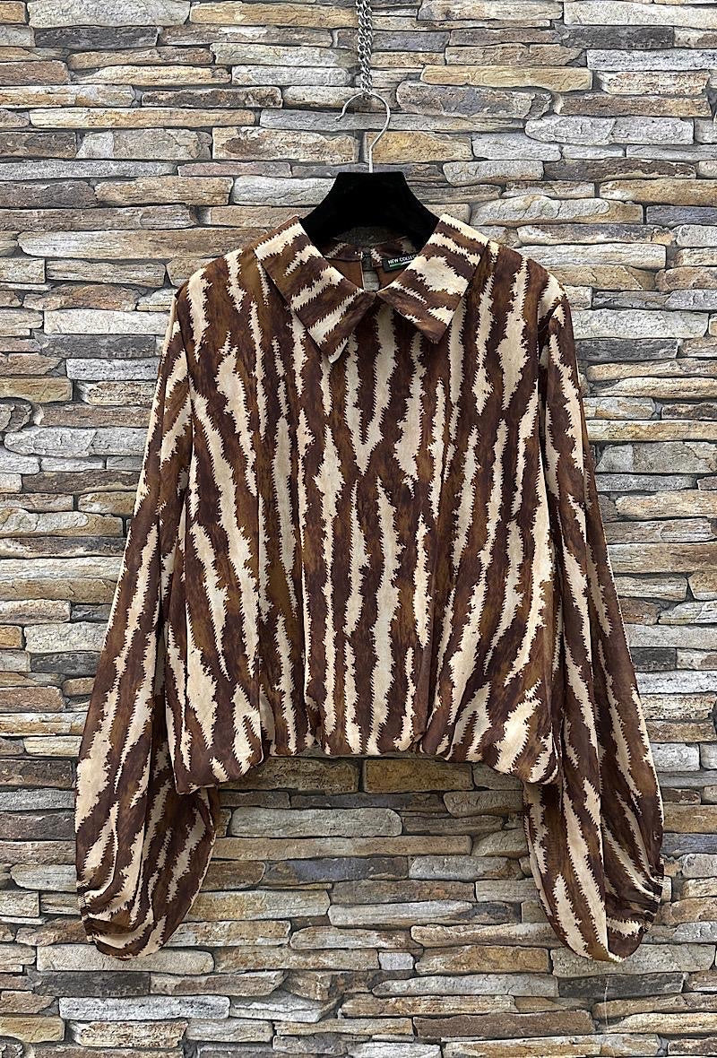 Chiffon Printed Bubble Hem Lined Blouse - Brown