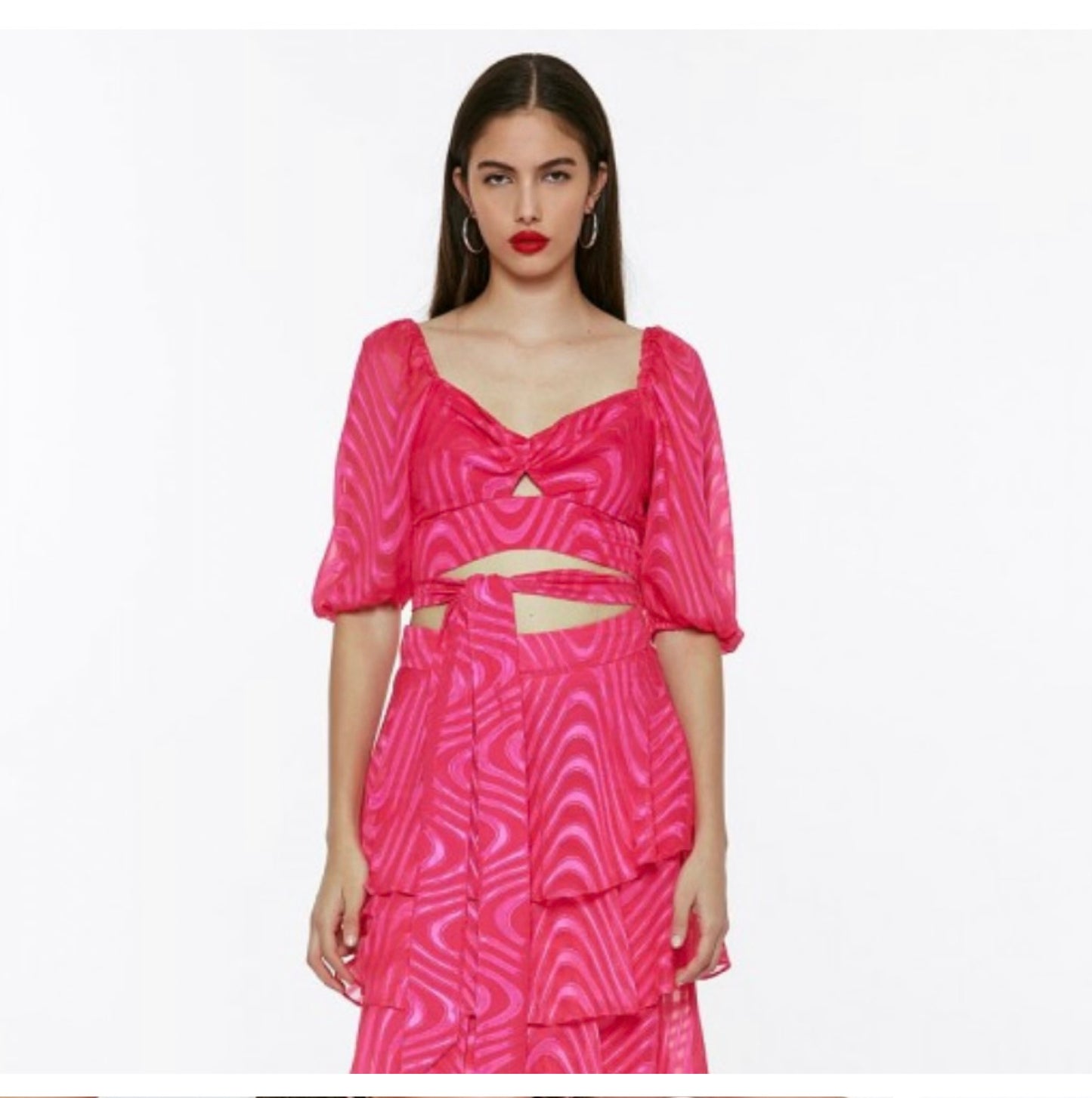 Access Cropped knot front Top with tie belt