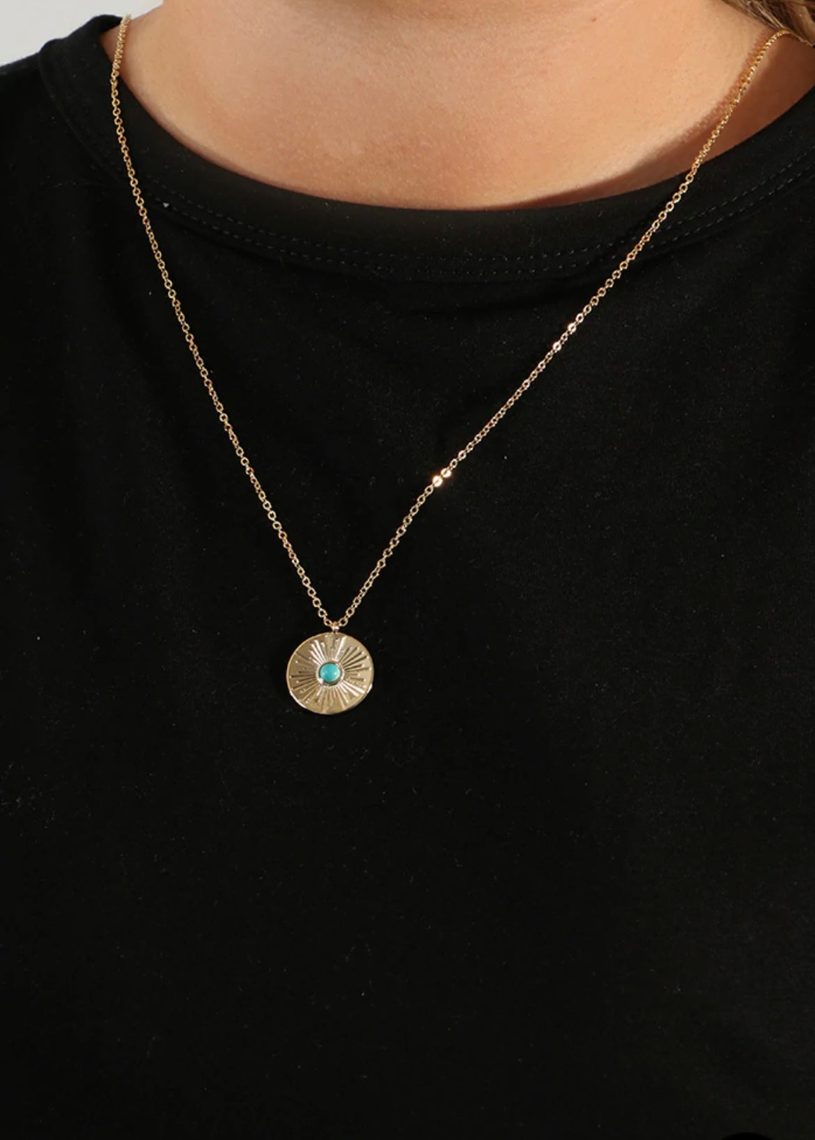 Short Coin Colour Stone Necklace