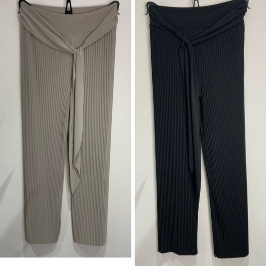 Pleated Soft Stretch Trousers - 2 Colours