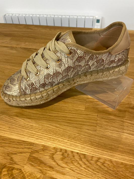 Vanessa Wu Espadrille Sneakers with Gold Feather Patterns